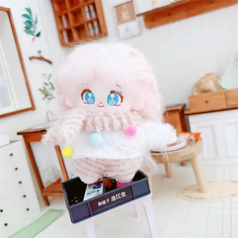 10см Мини Kawaii зимен топъл шал пуловер костюм плюшени кукла сладък меки пълнени идол памук гола кукла за момичета деца фенове подаръци
