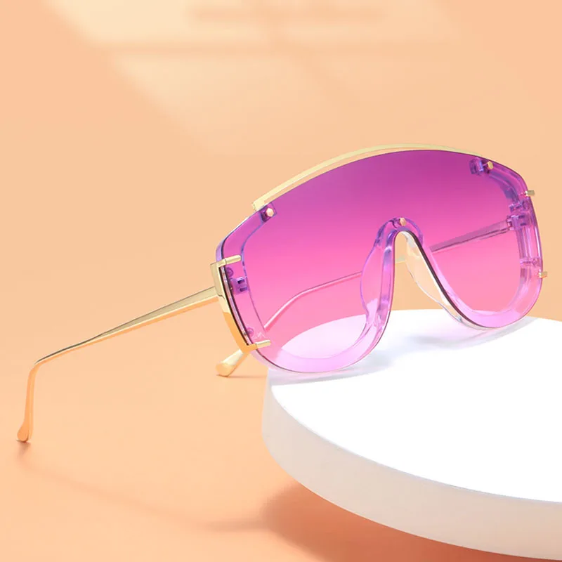 2023 Модни модерни извънгабаритни слънчеви очила за жени горещо качество реколта сиамски квадратна рамка слънчеви очила луксозни Dedigner Ins