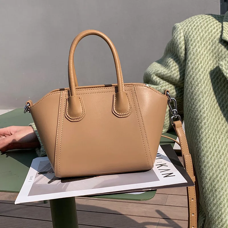 2023 Нова модна чанта за подмишници чанта Голям капацитет Commuter едно рамо кнедли чанта естествена кожа Crossbody чанта
