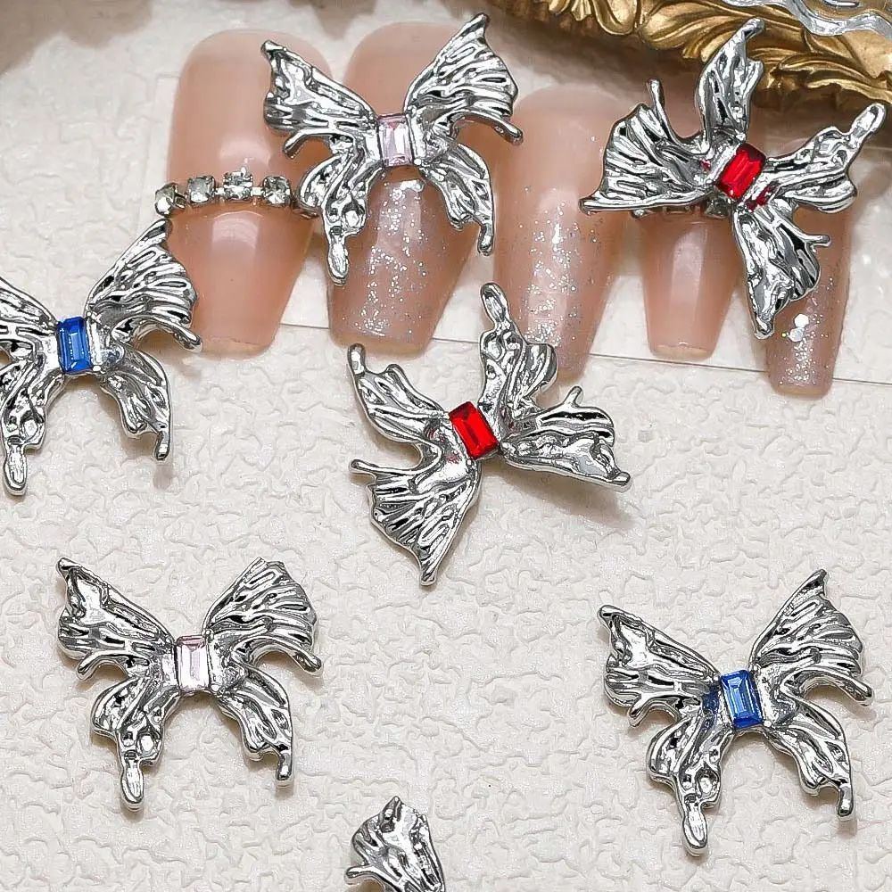 2Pcs/комплект Метални талисмани за нокти Пеперуда нокти декорации нокти изкуство доставки DIY нокти изкуство бормашини пеперуда нокти кристали сребро