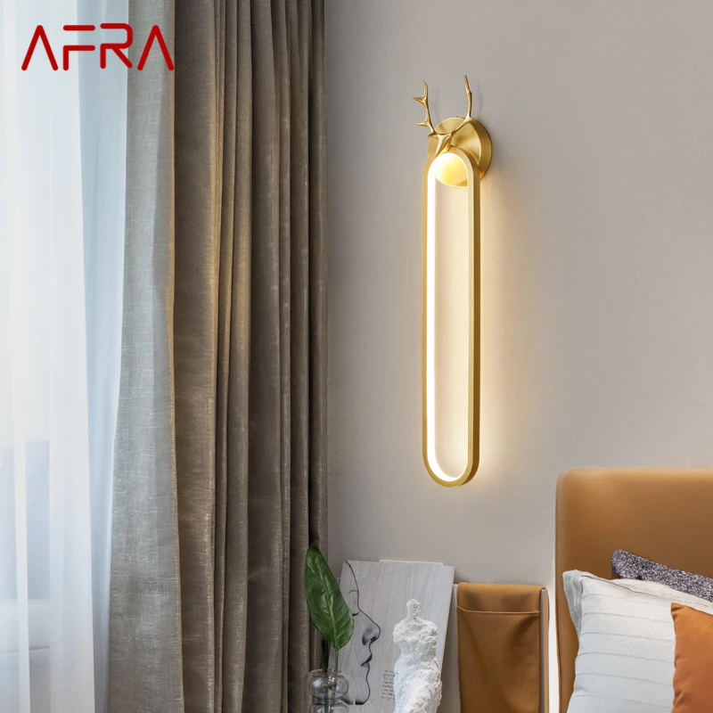 AFRA Съвременна златна месингова стенна лампа LED 3 цвята просто медна творческа вътрешна стенна светлина за домашно легло хол