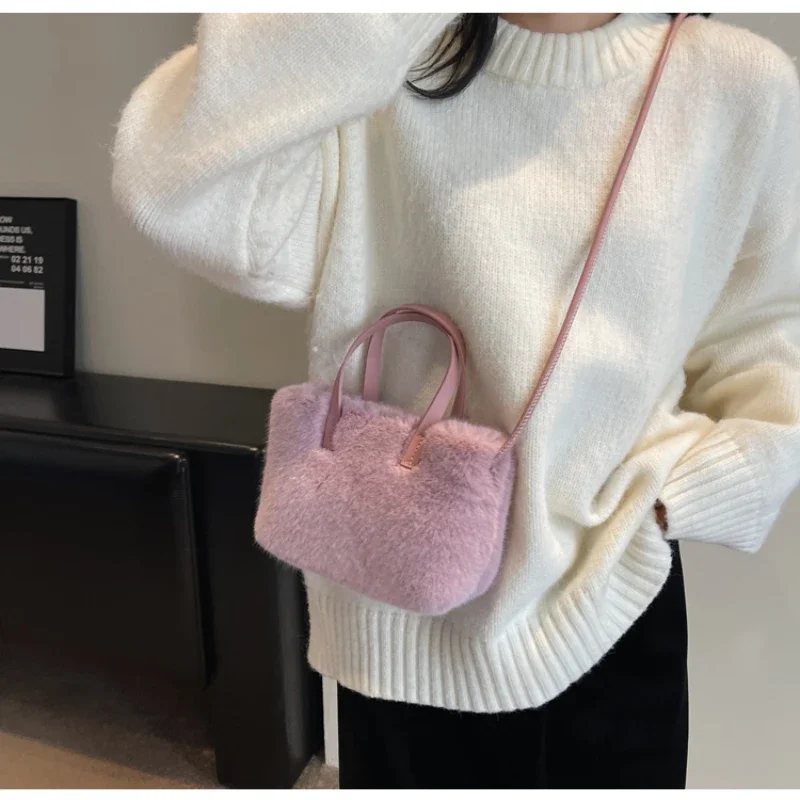 Velvet Top-Handle чанти Дамски чанти в продажба 2024 Висококачествени твърди чанти за рамо Шевни конци Zipper Crossbody чанта Bolsa