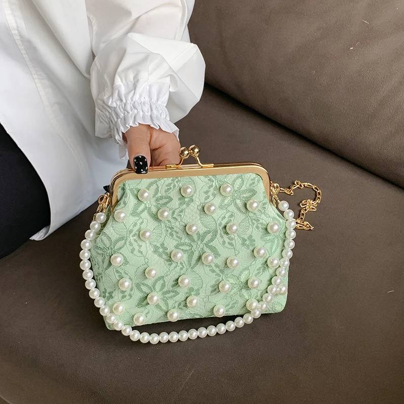 мода crossbody чанта за жени момиче чанта перлен квадрат метална щипка чанта дантела бродерия жени рамо чанта свеж чувство чанта