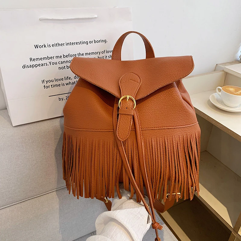 Мода Луксозна кожена чанта за рамо Раница против кражба Модерни чанти с пискюл Ежедневни пътувания Дамска чанта Mochilas School Bag