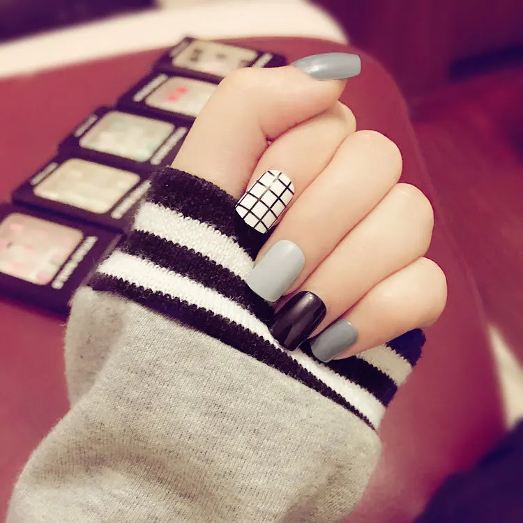 нов сив кариран японски стил квадратна мода къси нокти изкуство фалшиви нокти 24 парчета моден стил пластично изкуство нокти съвети DN15